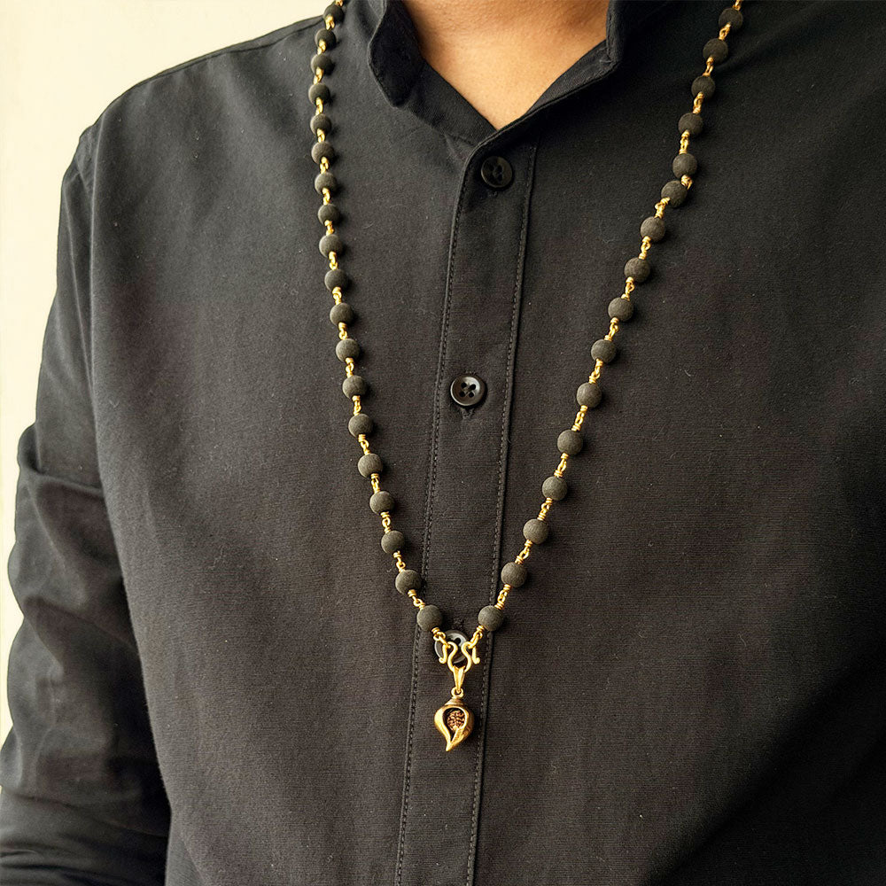 Karungali Maala - 8mm | 54 beads | Pure Panchaloham Pinnikkett without Capping 2gm Shank Pendant